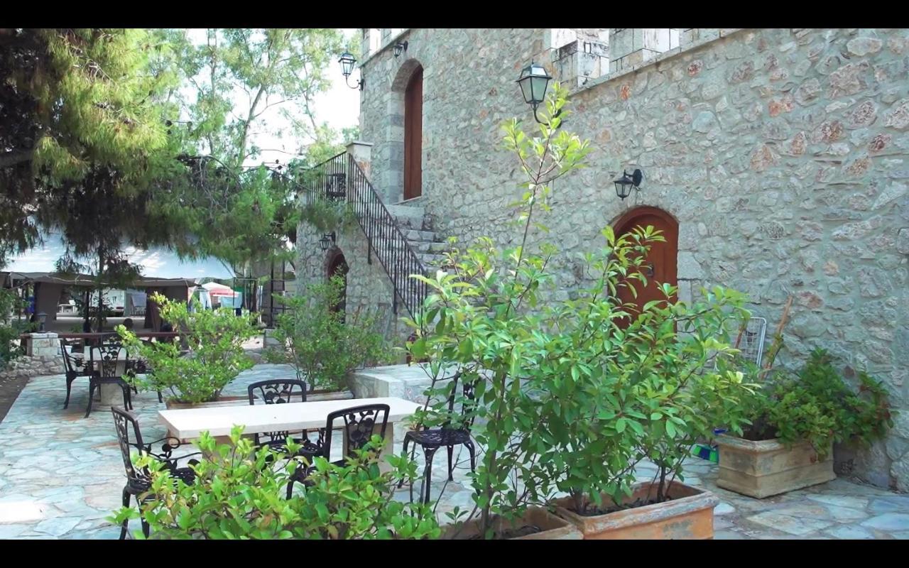 Poseidon Bungalows Iria Exterior photo